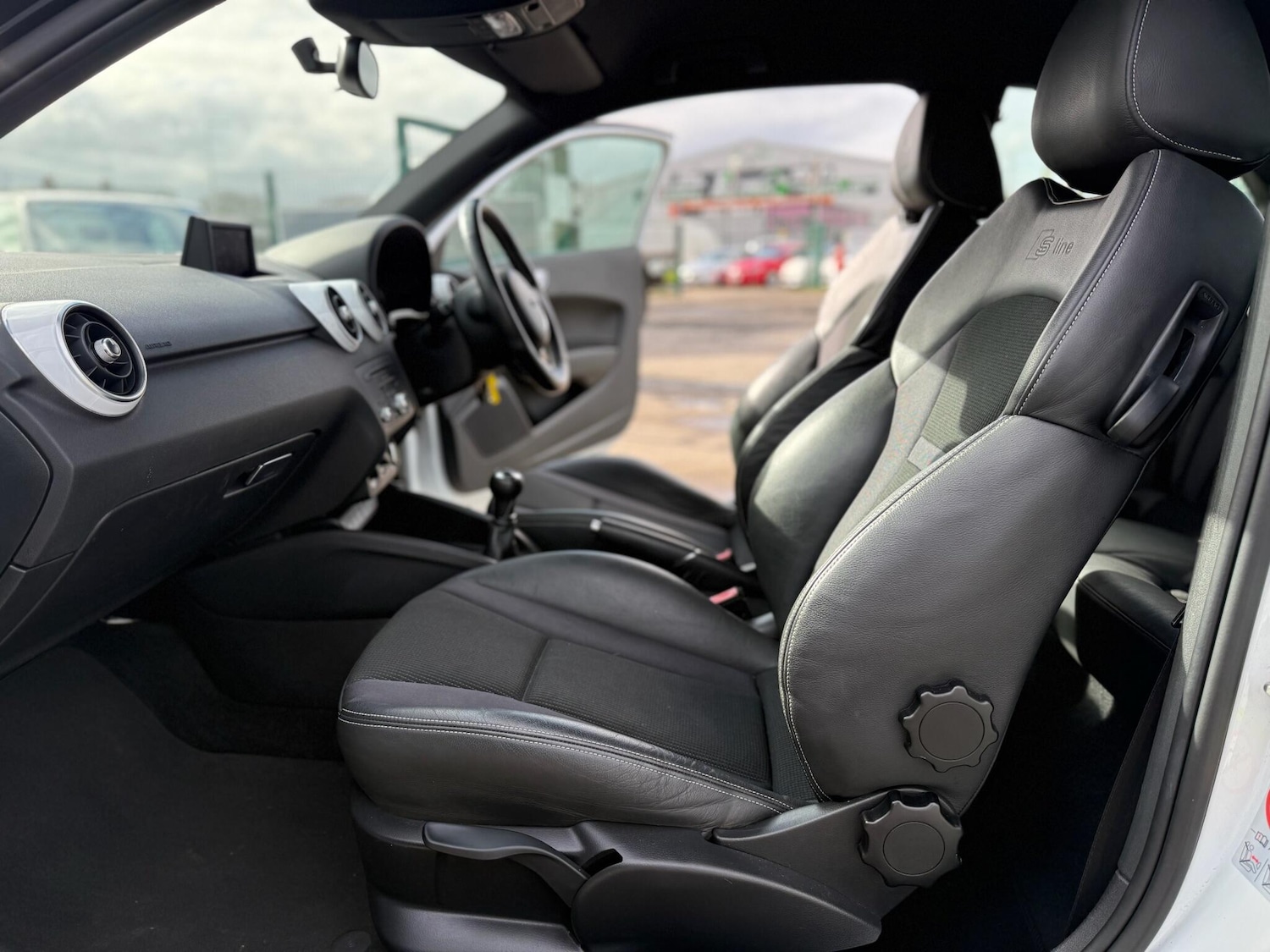 Used Audi A1 2014 for sale - 78047917: Photo 61