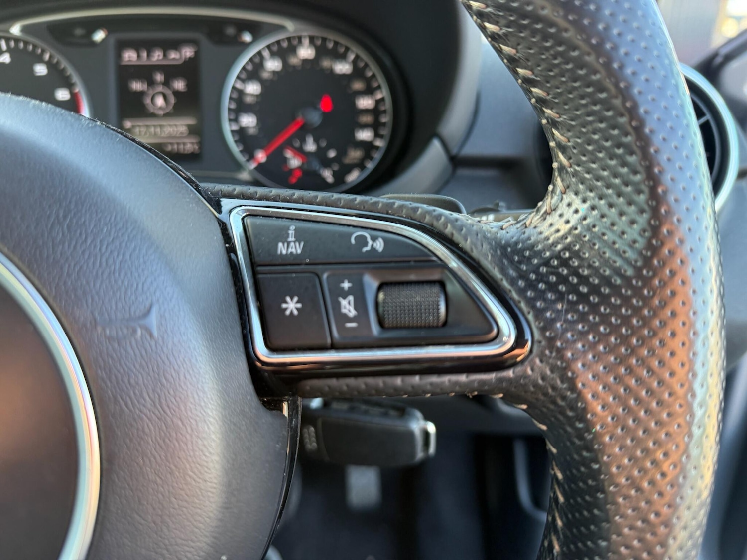 Used Audi A1 2014 for sale - 77203792: Photo 34