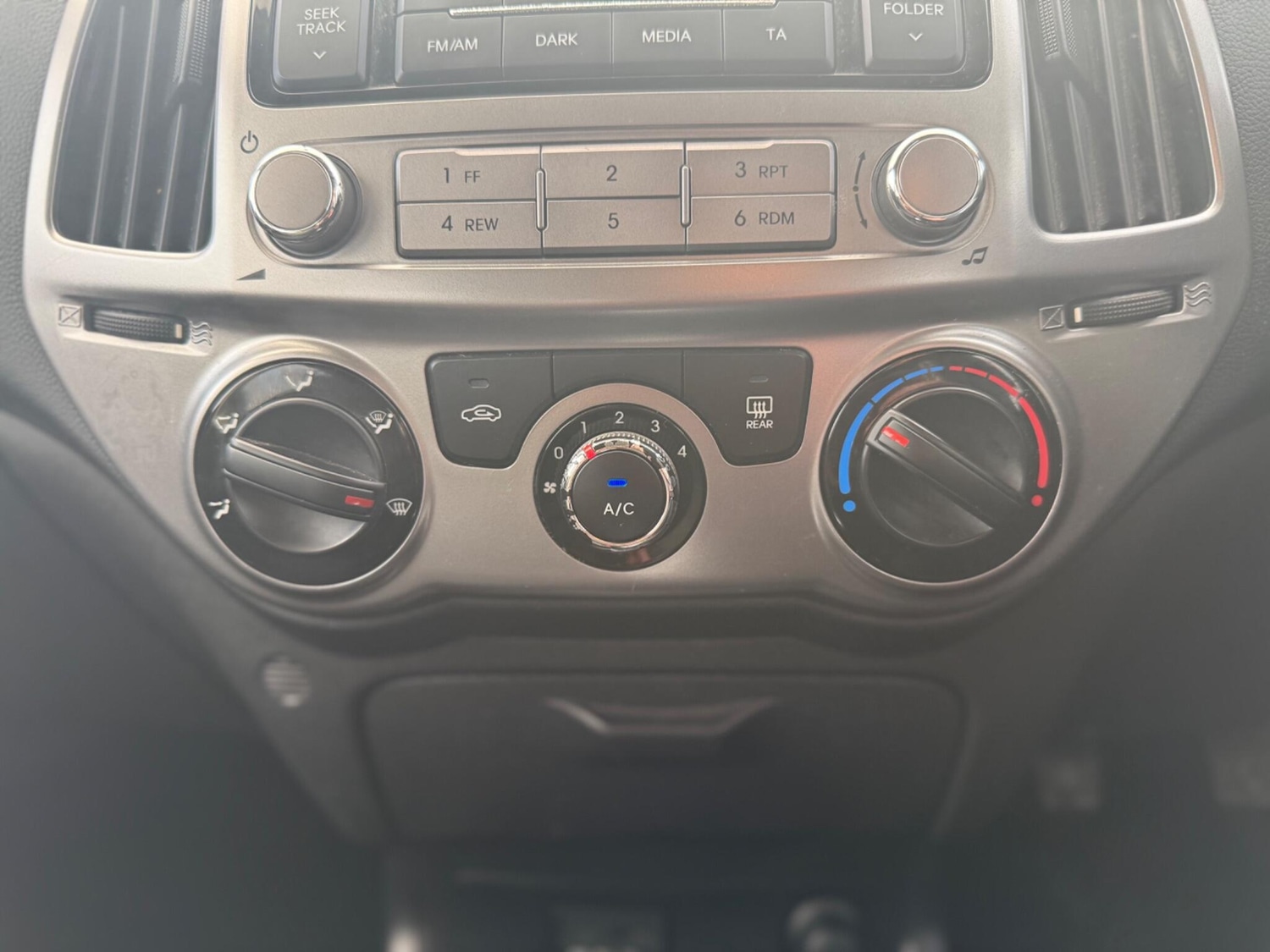 Used Hyundai i20 for sale - 76666611: Photo 34