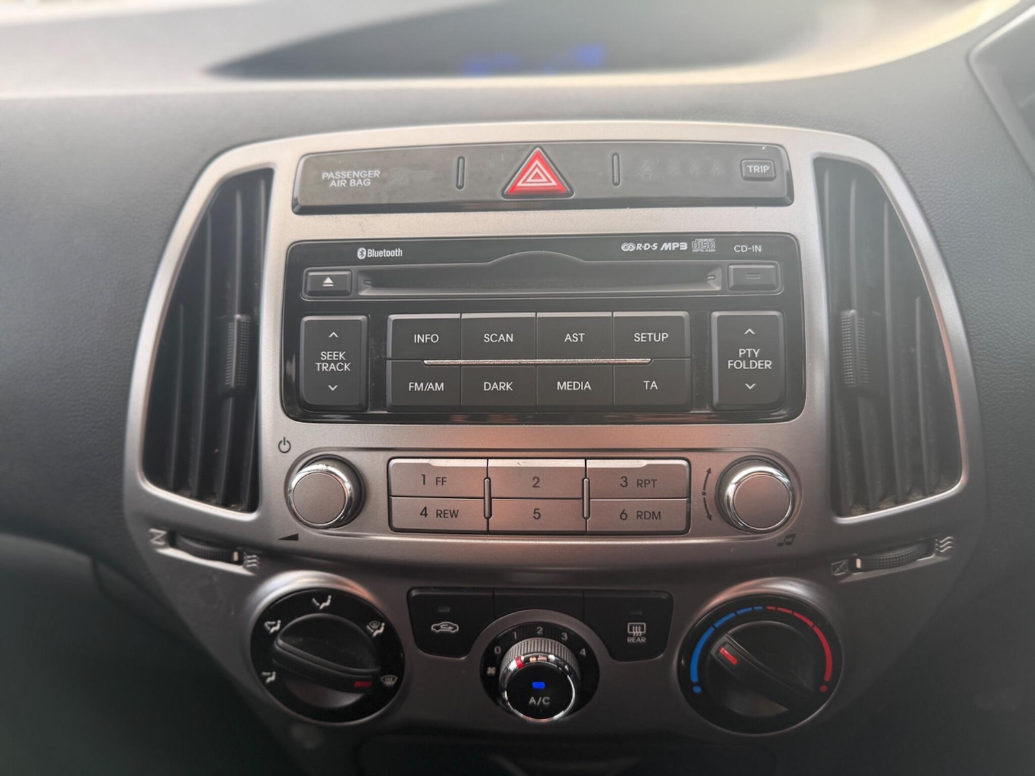 Used Hyundai i20 for sale - 76666611: Photo 35