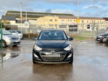 Used Hyundai i20 2014 for sale - 76666611: Photo