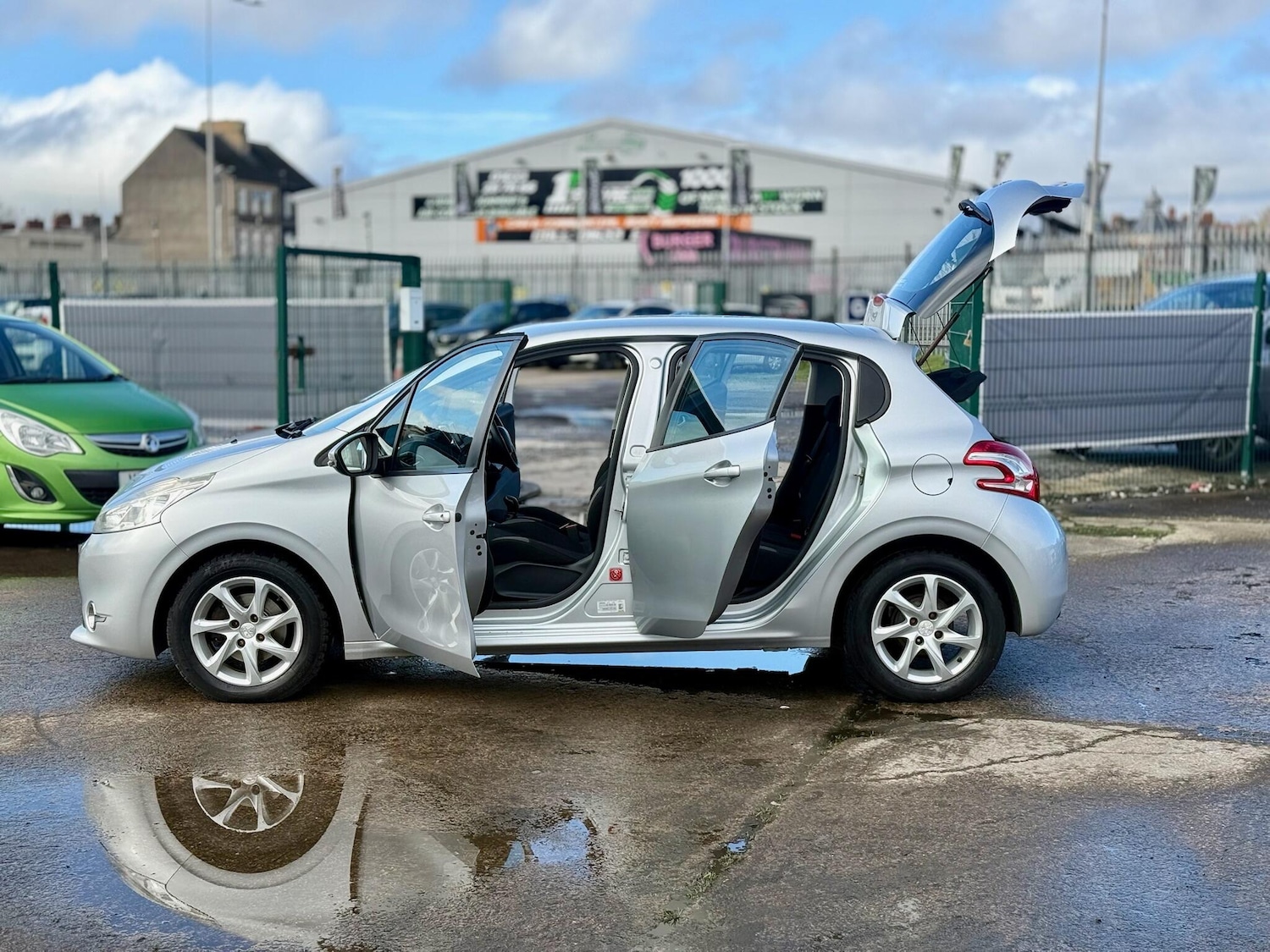 Used Peugeot 208 for sale - 77753748: Photo 10