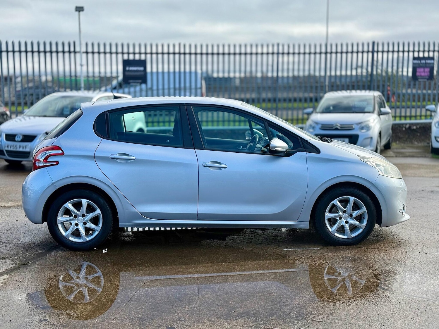 Used Peugeot 208 for sale - 77753748: Photo 14