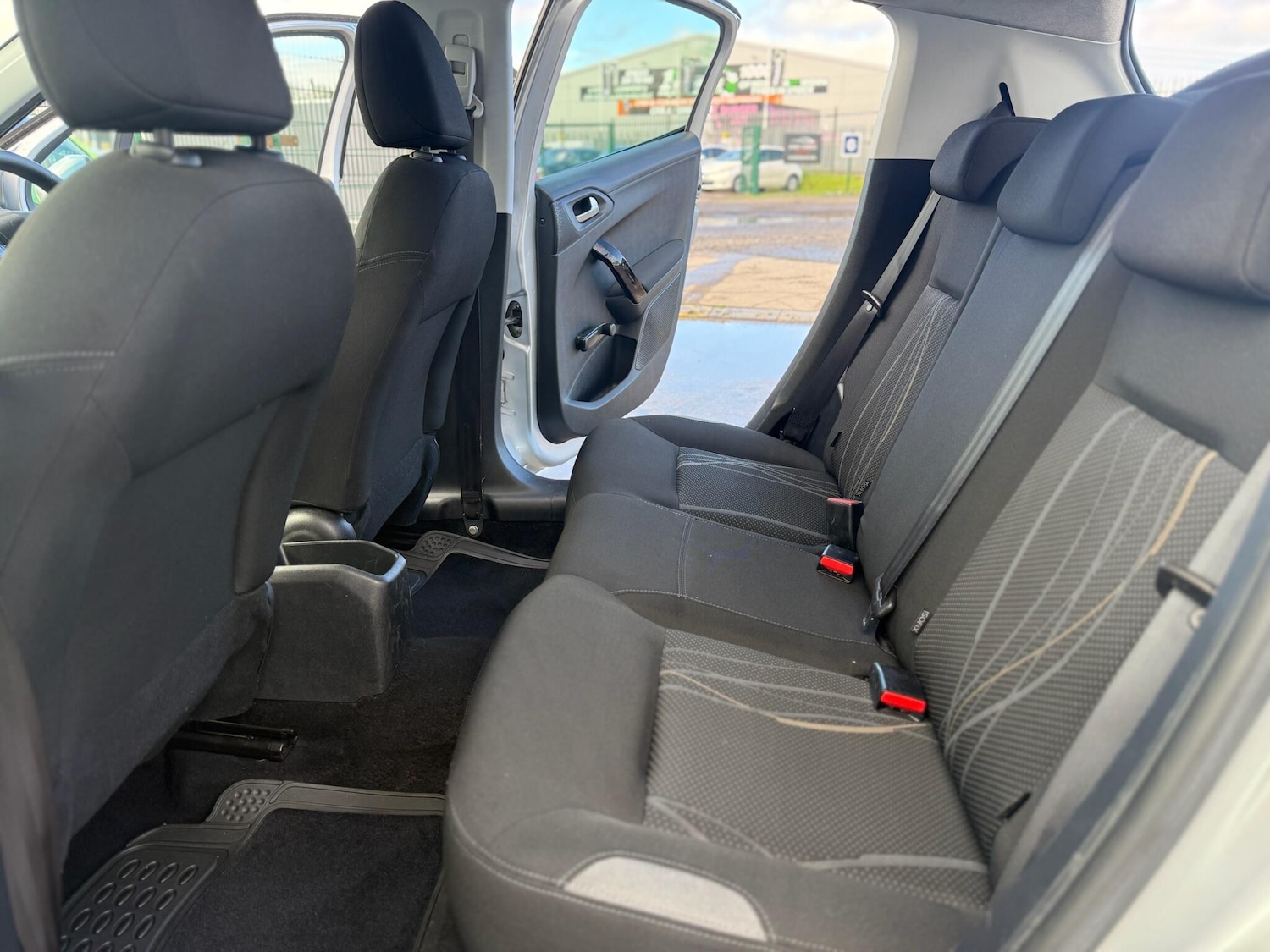 Used Peugeot 208 for sale - 77753748: Photo 40