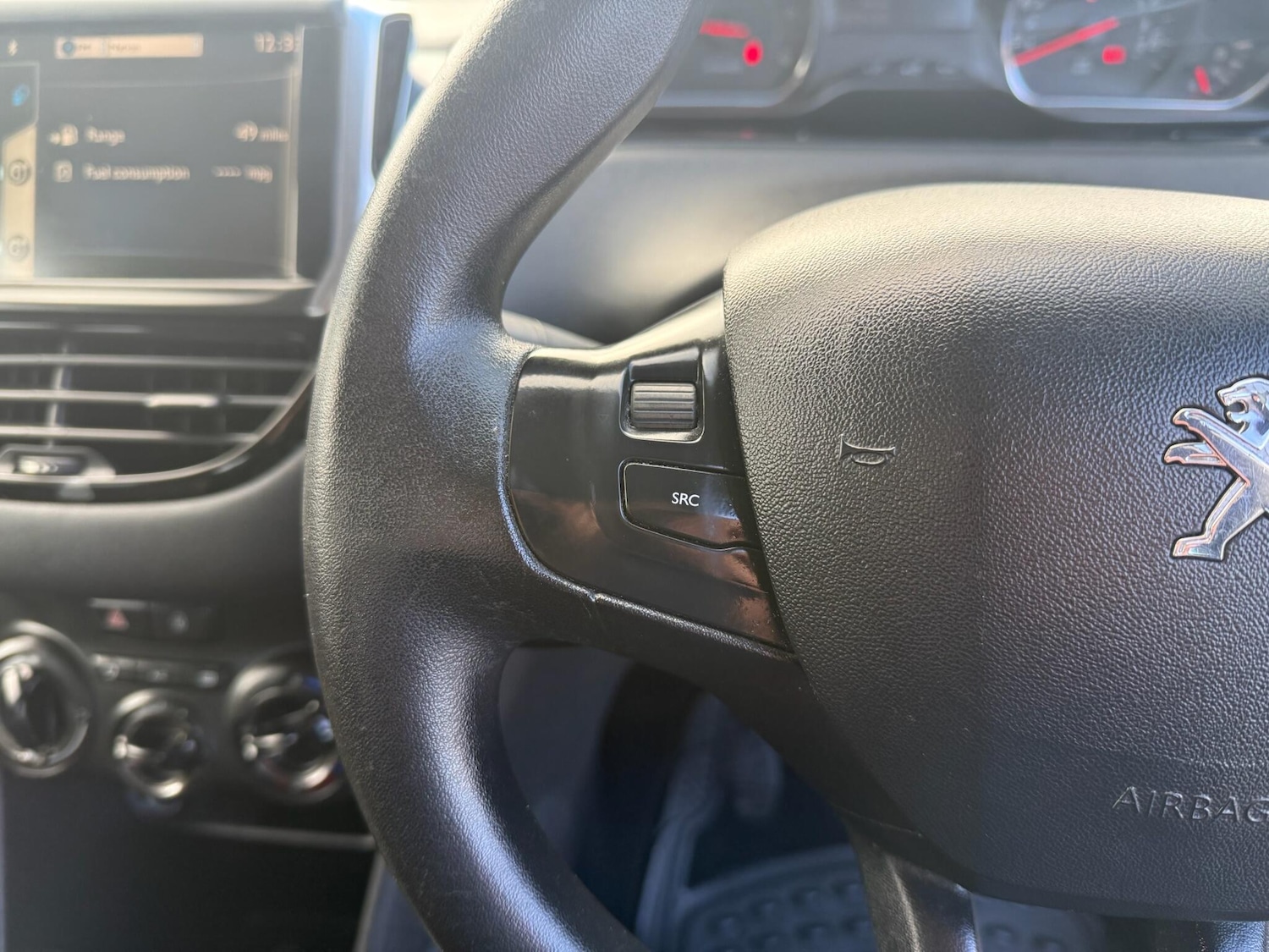 Used Peugeot 208 for sale - 77753748: Photo 46