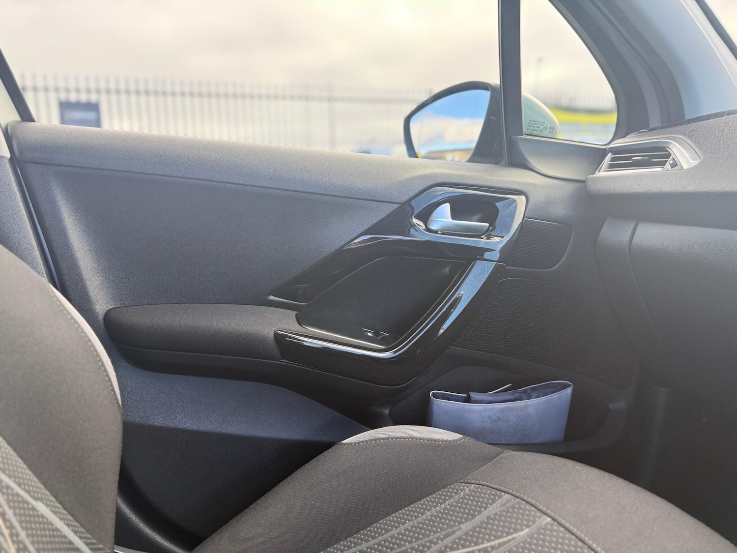 Used Peugeot 208 for sale - 77753748: Photo 51