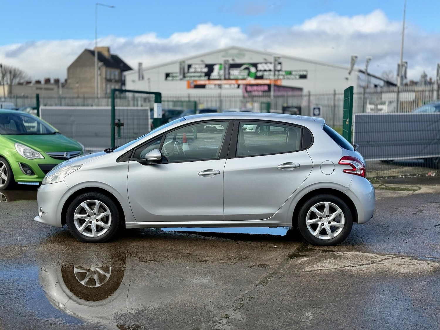 Used Peugeot 208 for sale - 77753748: Photo 9