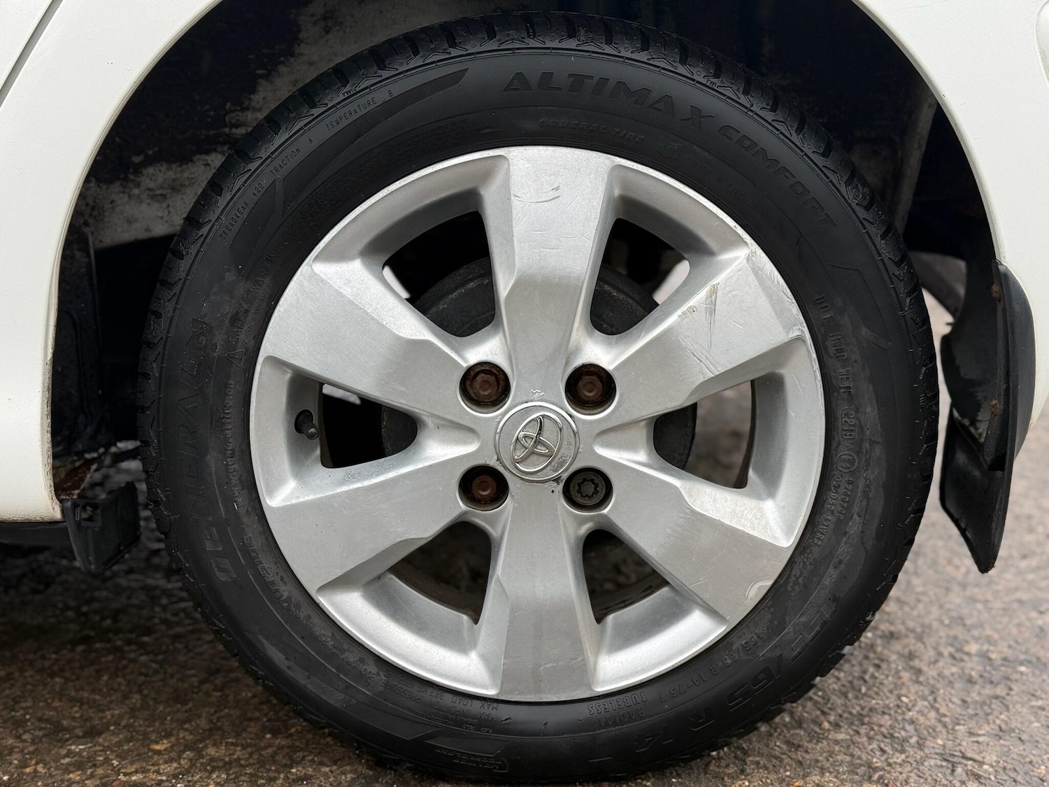 Used Toyota AYGO 2011 for sale - 77633479: Photo 22