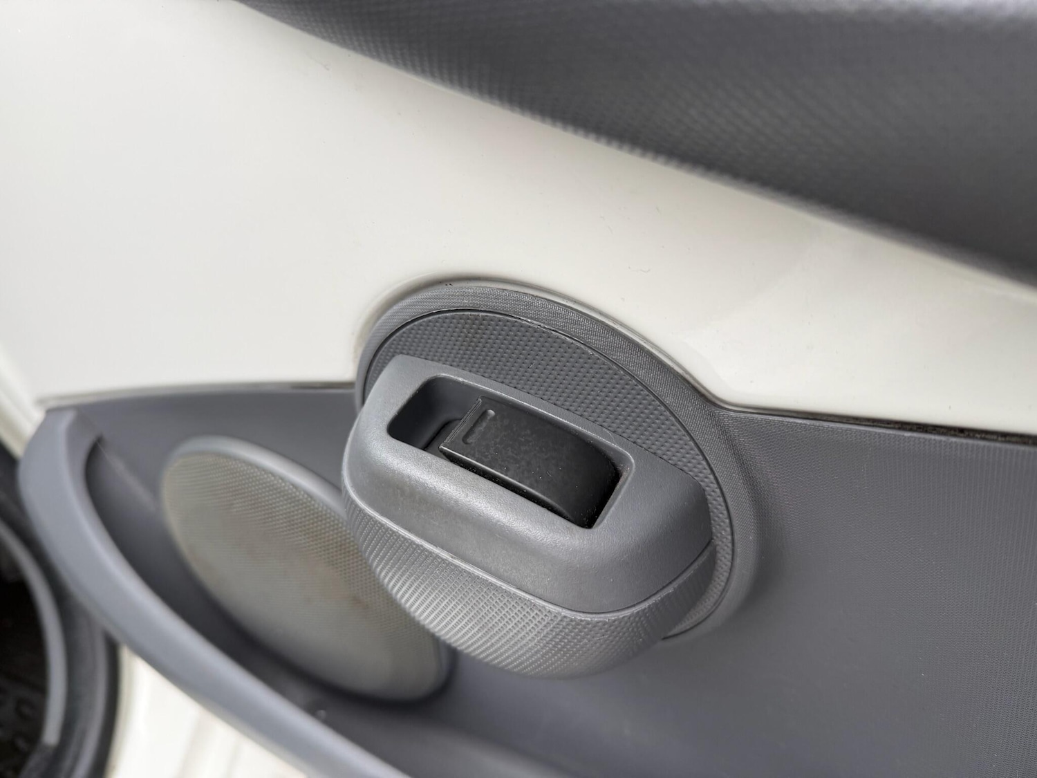 Used Toyota AYGO 2011 for sale - 77633479: Photo 29