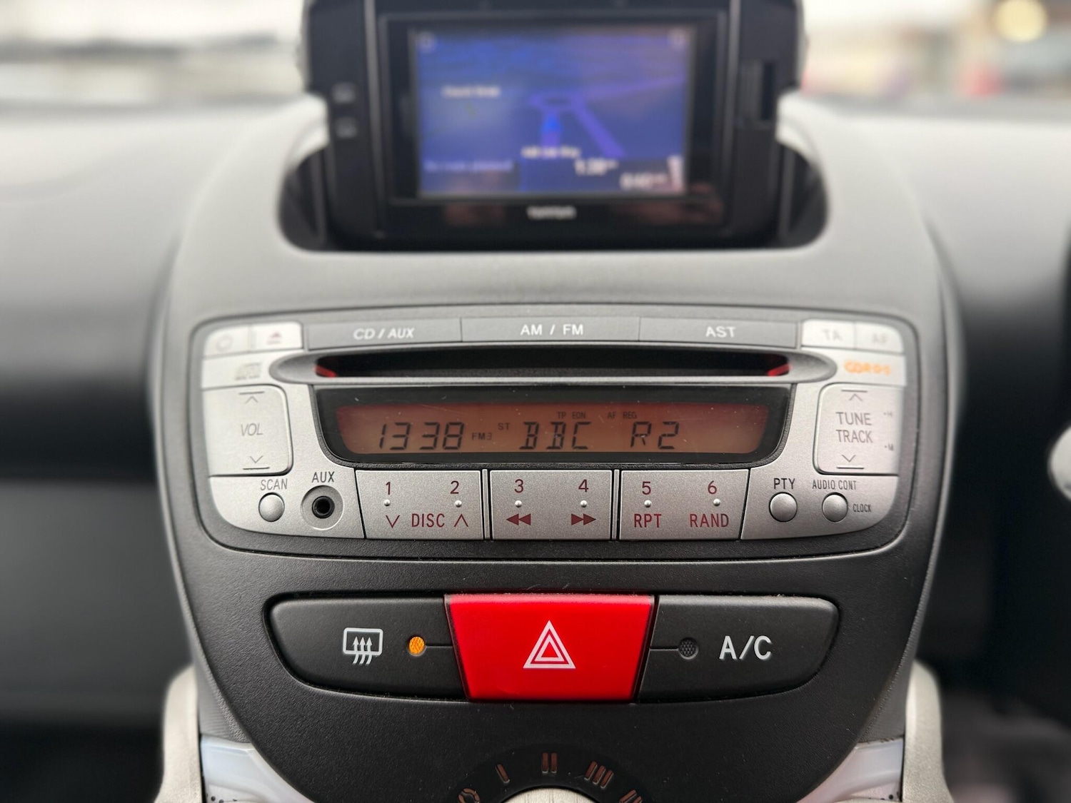 Used Toyota AYGO 2011 for sale - 77633479: Photo 37