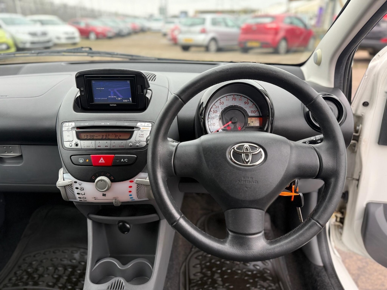 Used Toyota AYGO 2011 for sale - 77633479: Photo 40