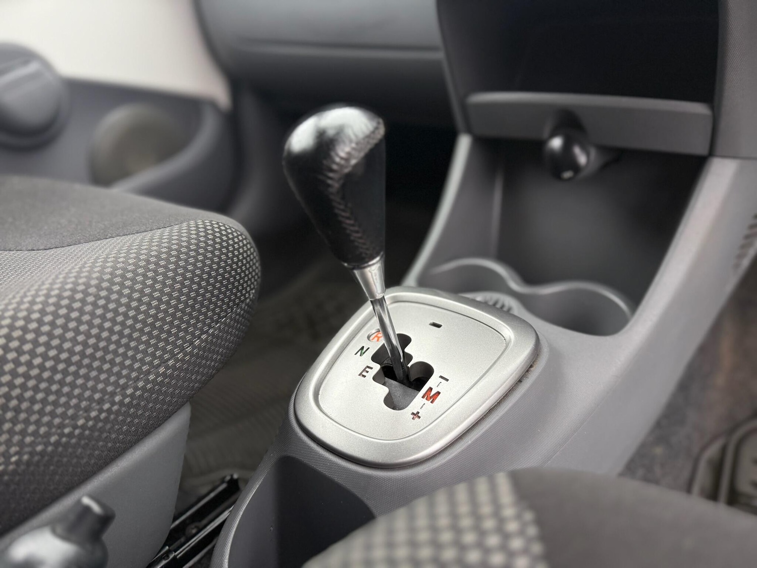 Used Toyota AYGO 2011 for sale - 77633479: Photo 42