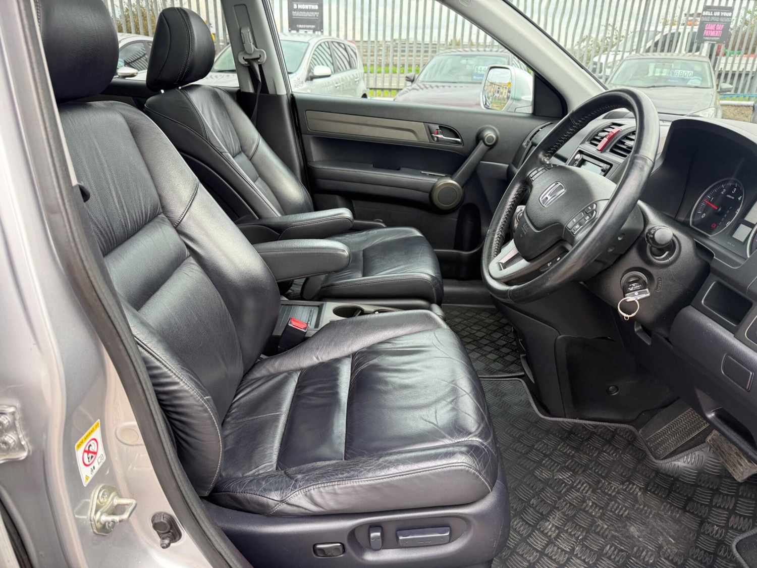 Used Honda CR-V 2011 for sale - 76349761: Photo 28