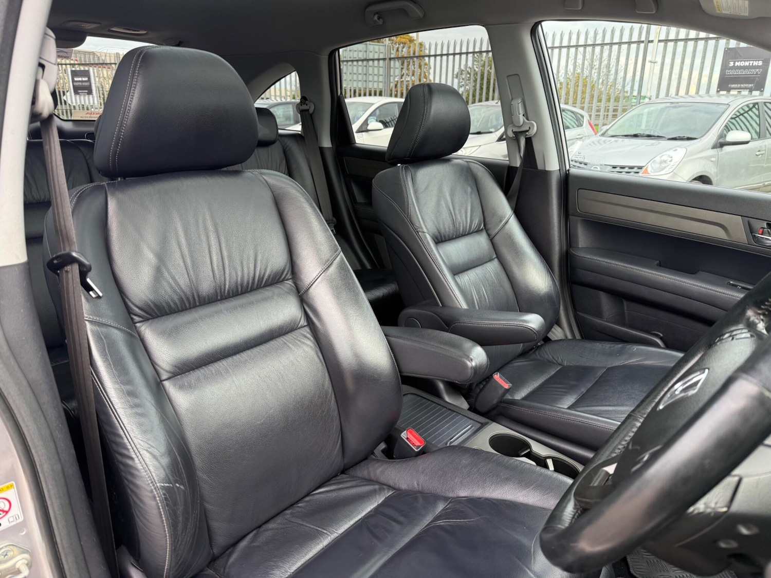 Used Honda CR-V 2011 for sale - 76349761: Photo 32