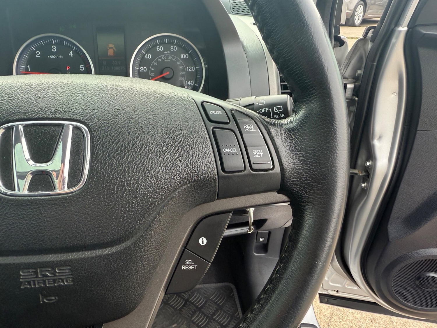 Used Honda CR-V 2011 for sale - 76349761: Photo 34