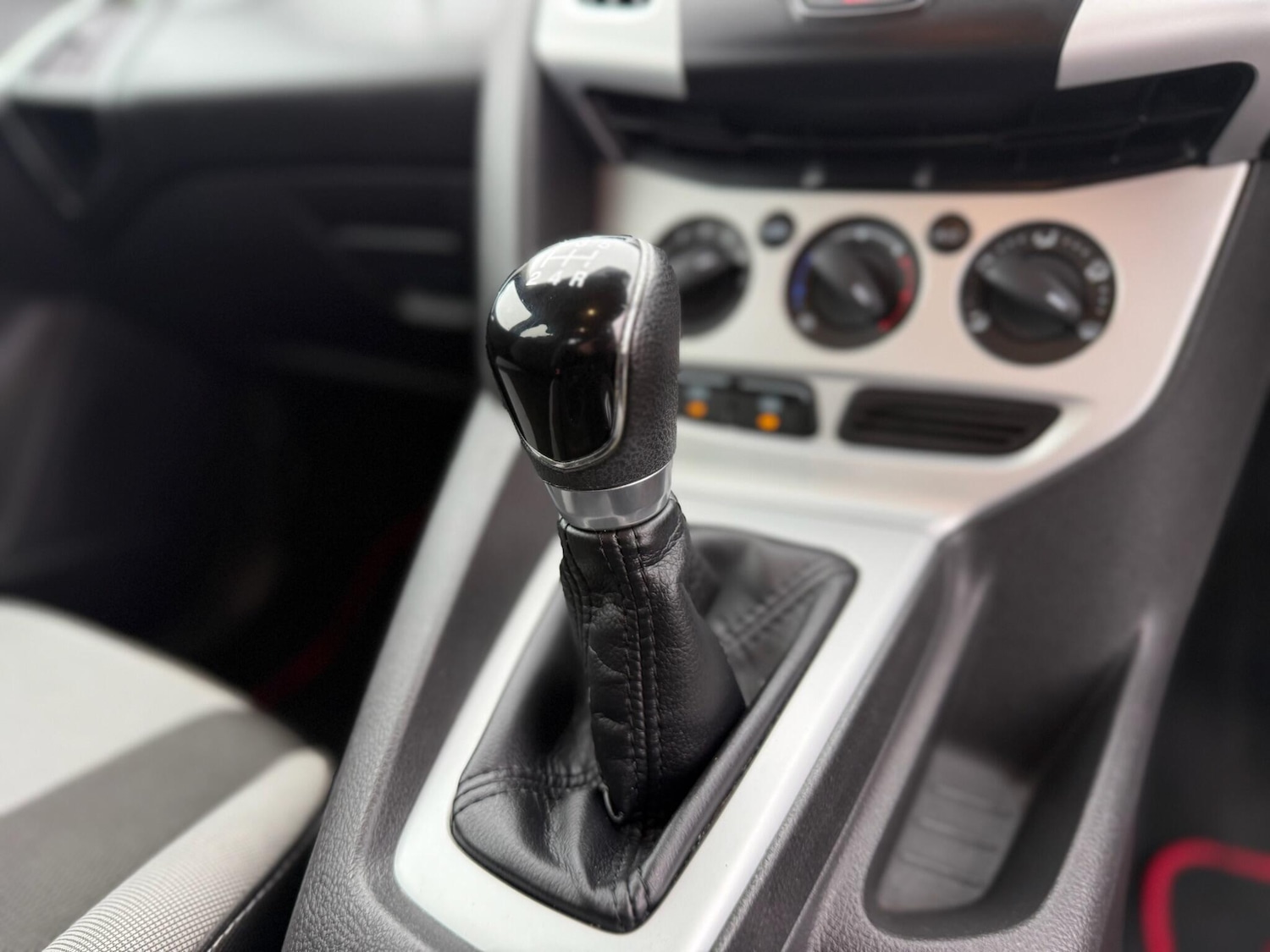 Used Ford Focus 2012 for sale - 77291432: Photo 40