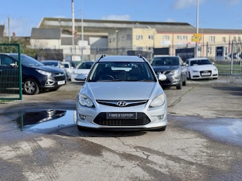 Used Hyundai i30 2011 for sale - 77909400: Photo