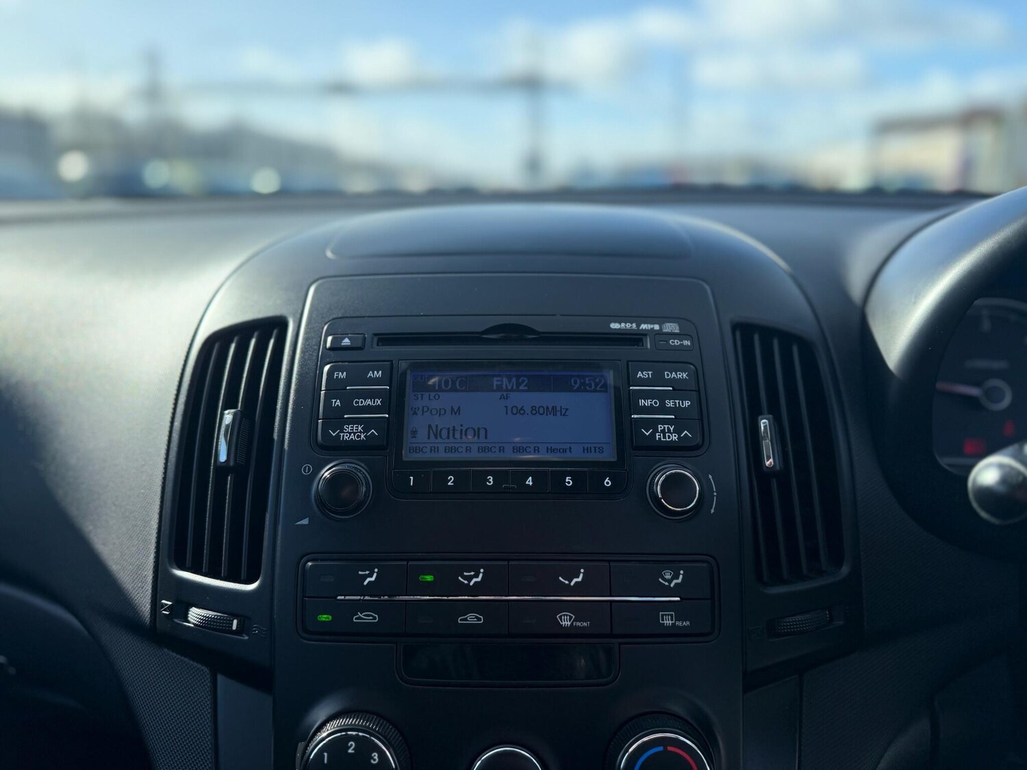 Used Hyundai i30 2011 for sale - 77909400: Photo 55