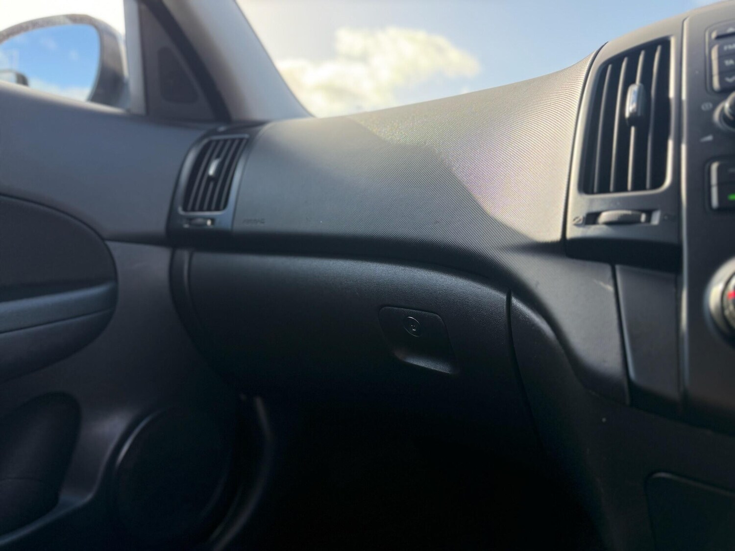 Used Hyundai i30 2011 for sale - 77909400: Photo 73