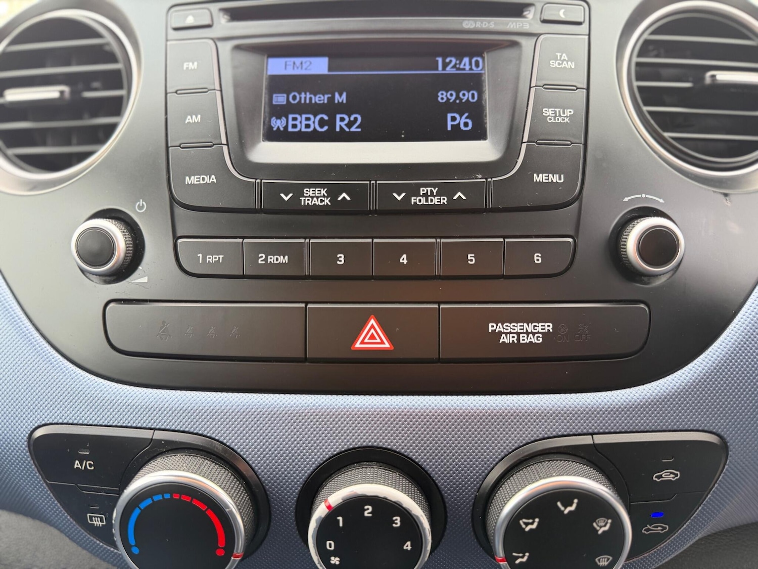 Used Hyundai i10 2014 for sale - 77060187: Photo 38