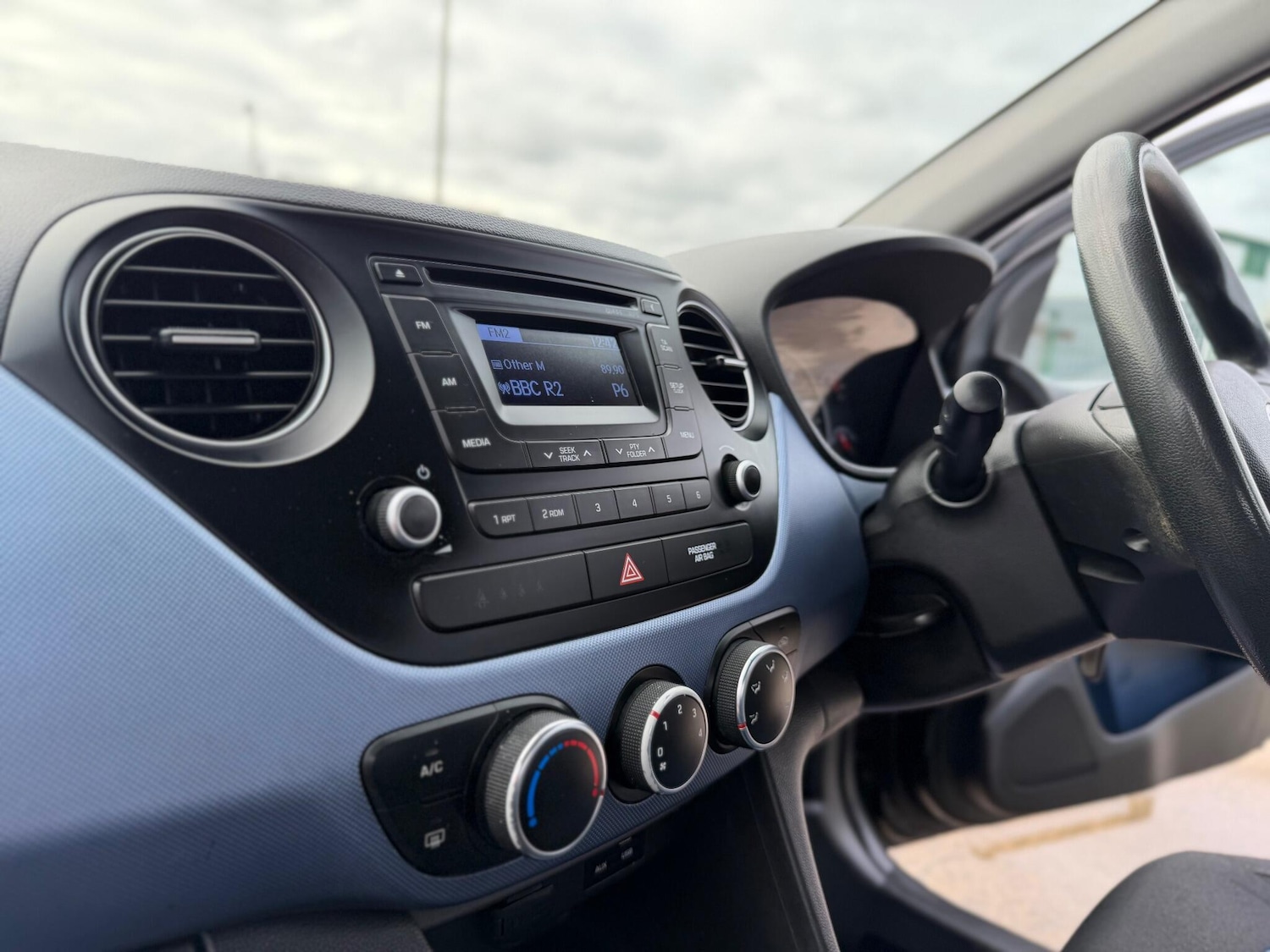 Used Hyundai i10 2014 for sale - 77060187: Photo 68