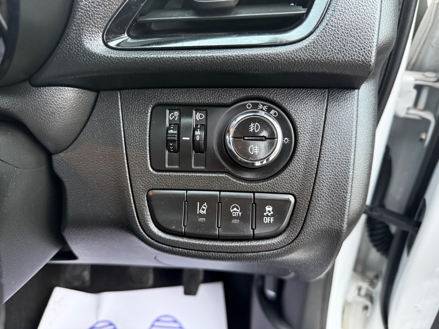 Used Vauxhall Viva 2016 for sale - 77057363: Photo 34