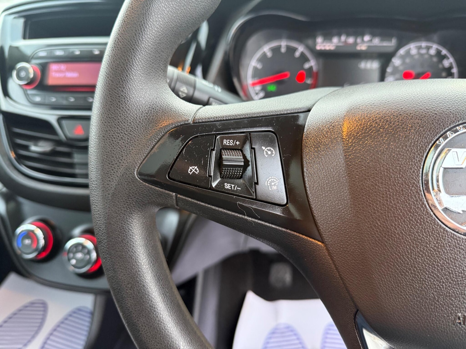 Used Vauxhall Viva 2016 for sale - 77057363: Photo 37