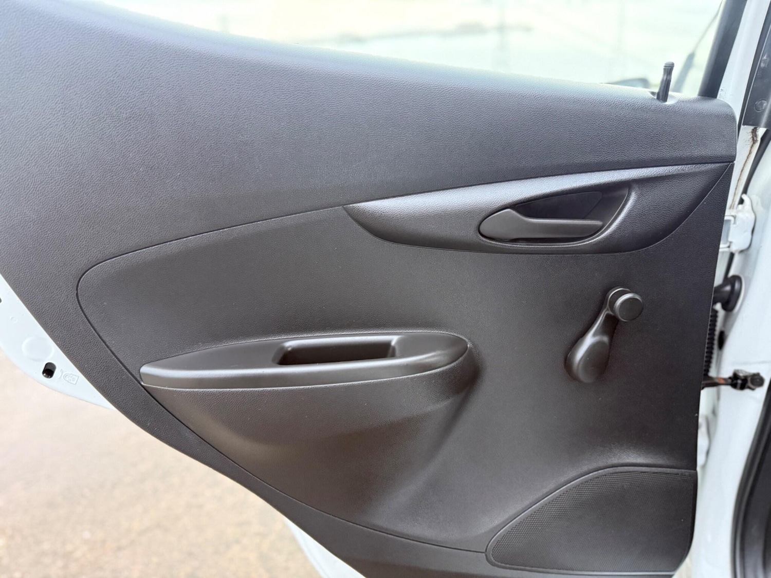 Used Vauxhall Viva 2016 for sale - 77057363: Photo 43