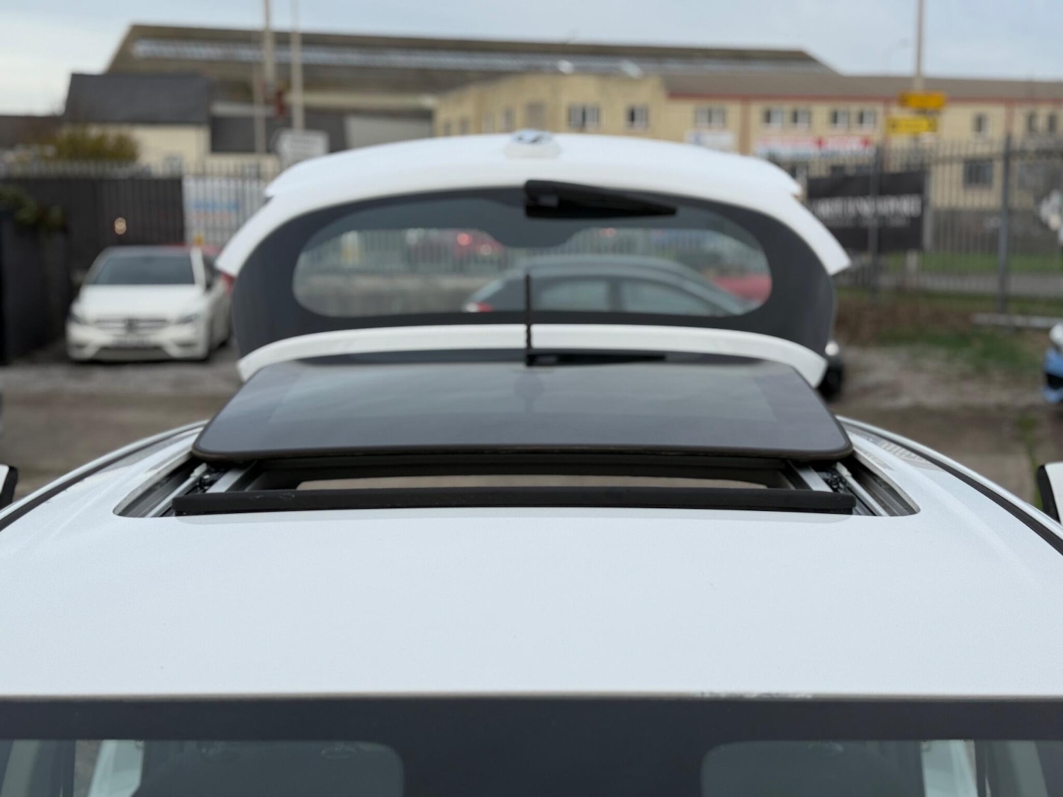 Used Vauxhall Viva 2016 for sale - 77057363: Photo 57