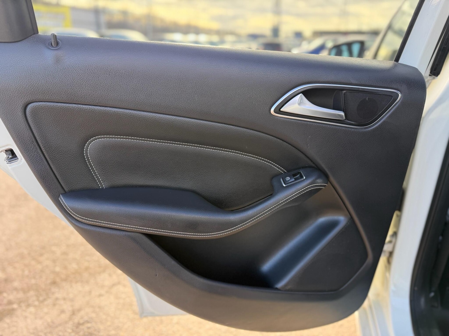 Used Mercedes-Benz B Class 2014 for sale - 76666664: Photo 59