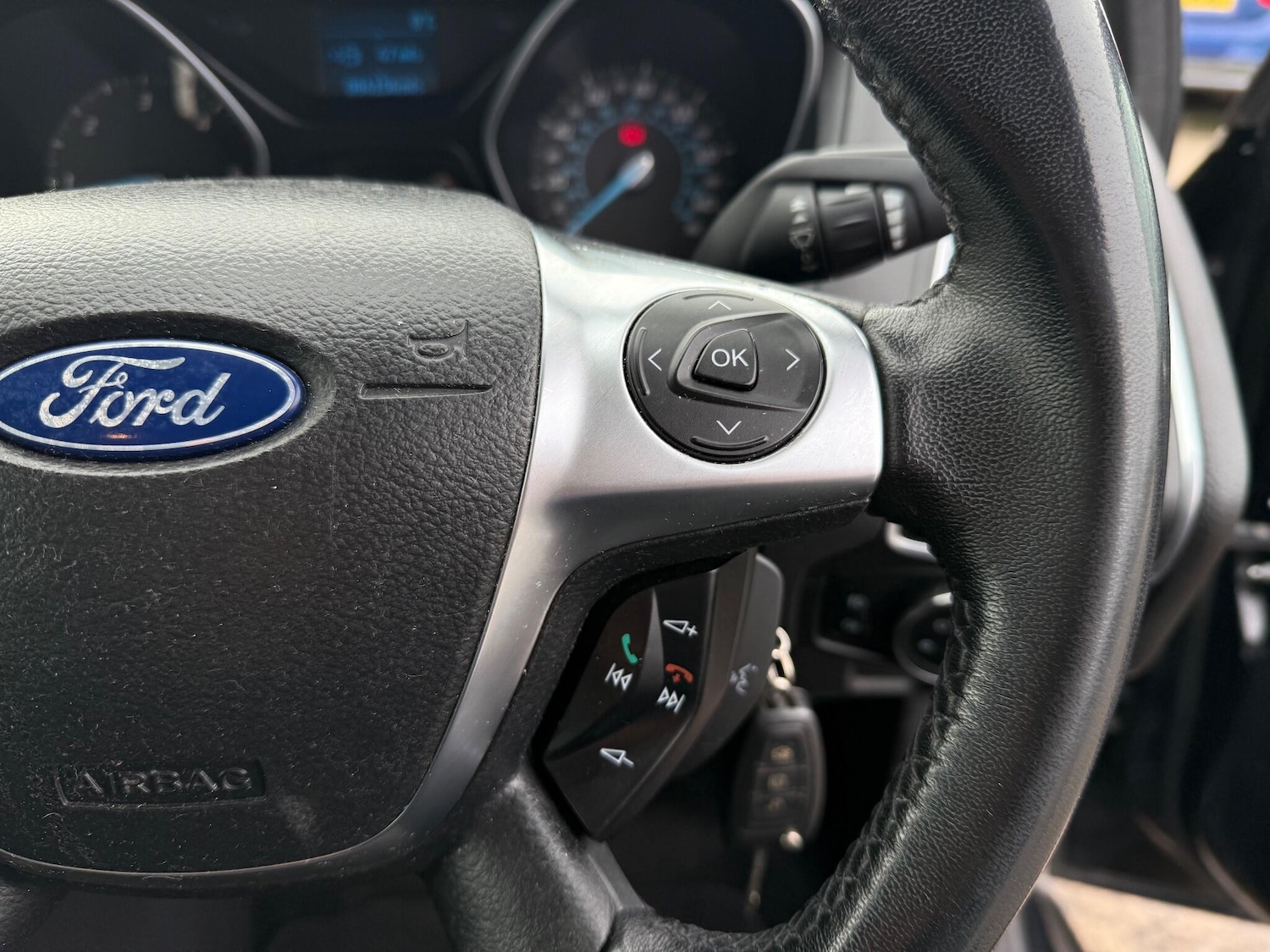 Used Ford Focus 2012 for sale - 76613084: Photo 28