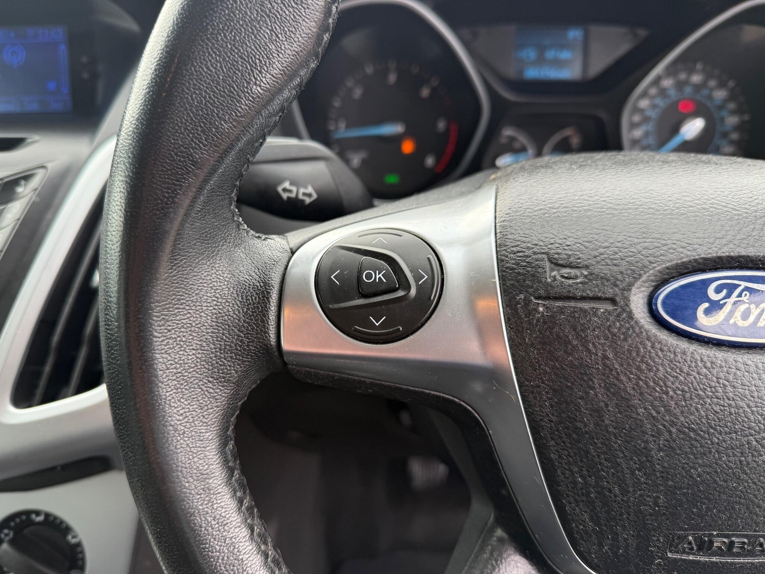 Used Ford Focus 2012 for sale - 76613084: Photo 29