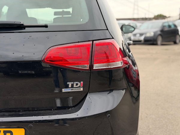 Used Volkswagen Golf 2013 for sale - 76109124: Photo 24