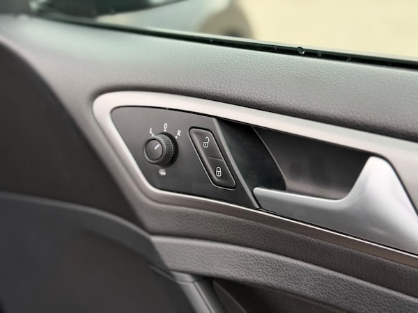 Used Volkswagen Golf 2013 for sale - 76109124: Photo 25