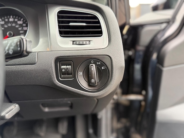 Used Volkswagen Golf 2013 for sale - 76109124: Photo 30