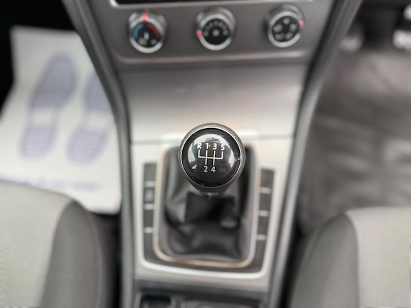 Used Volkswagen Golf 2013 for sale - 76109124: Photo 33