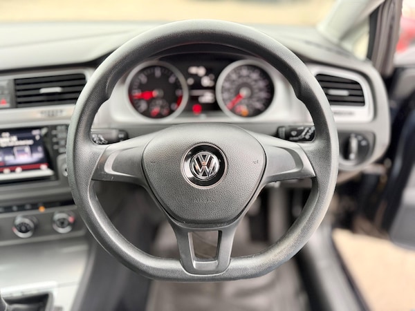 Used Volkswagen Golf 2013 for sale - 76109124: Photo 45