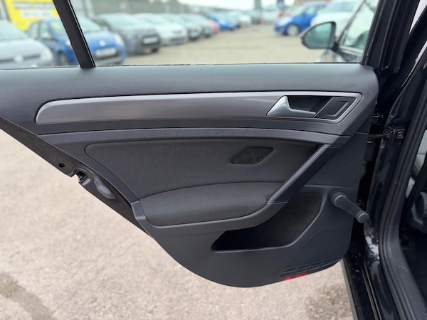 Used Volkswagen Golf 2013 for sale - 76109124: Photo 57