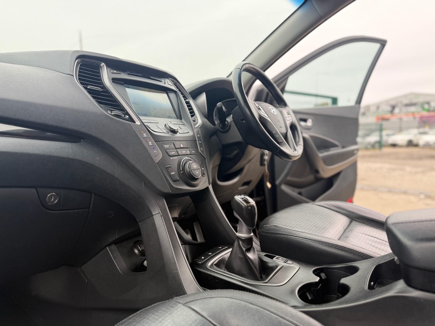 Used Hyundai Santa Fe for sale - 77825171: Photo 23