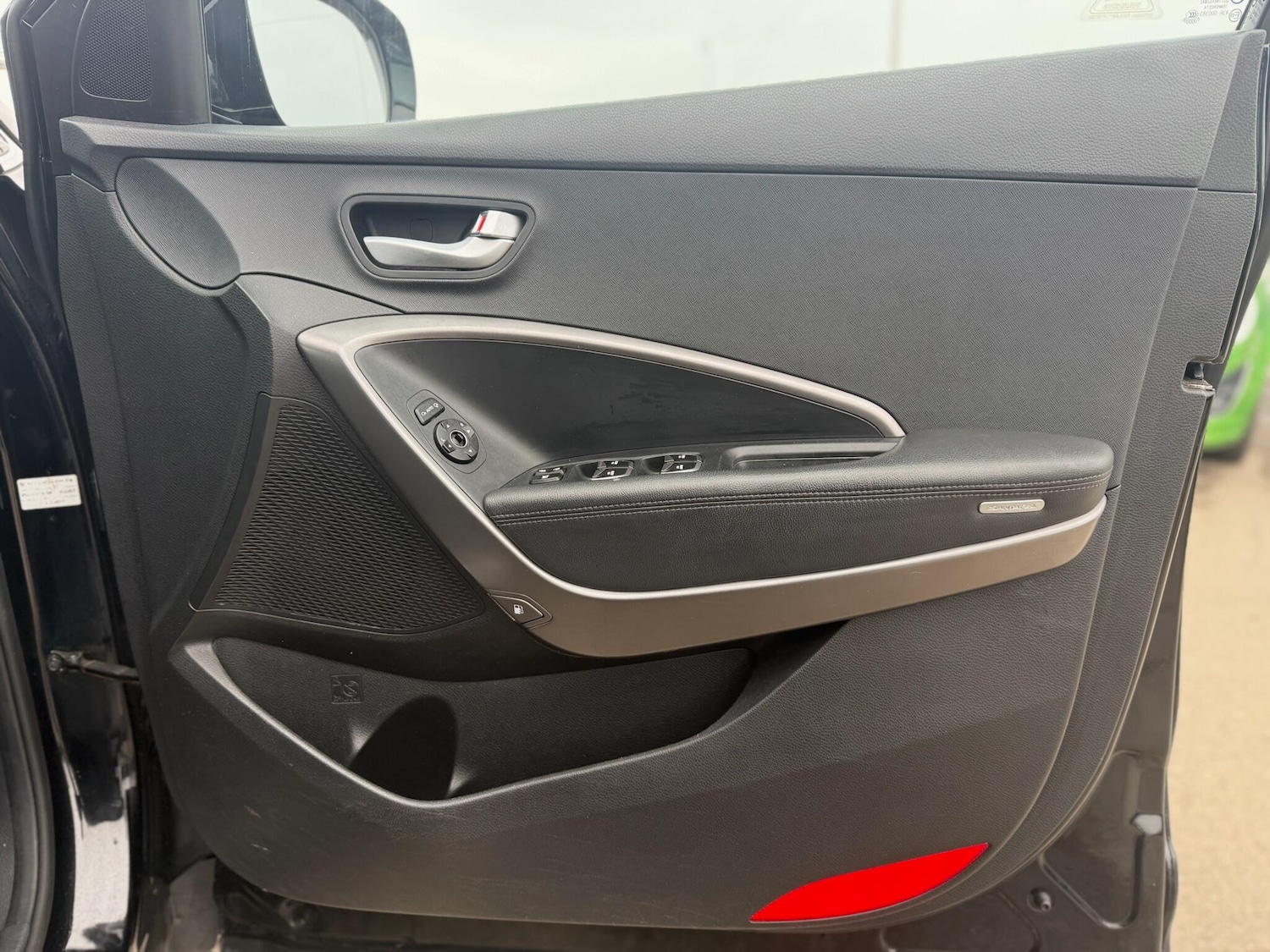 Used Hyundai Santa Fe for sale - 77825171: Photo 45