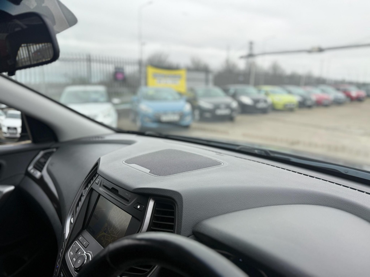 Used Hyundai Santa Fe for sale - 77825171: Photo 78