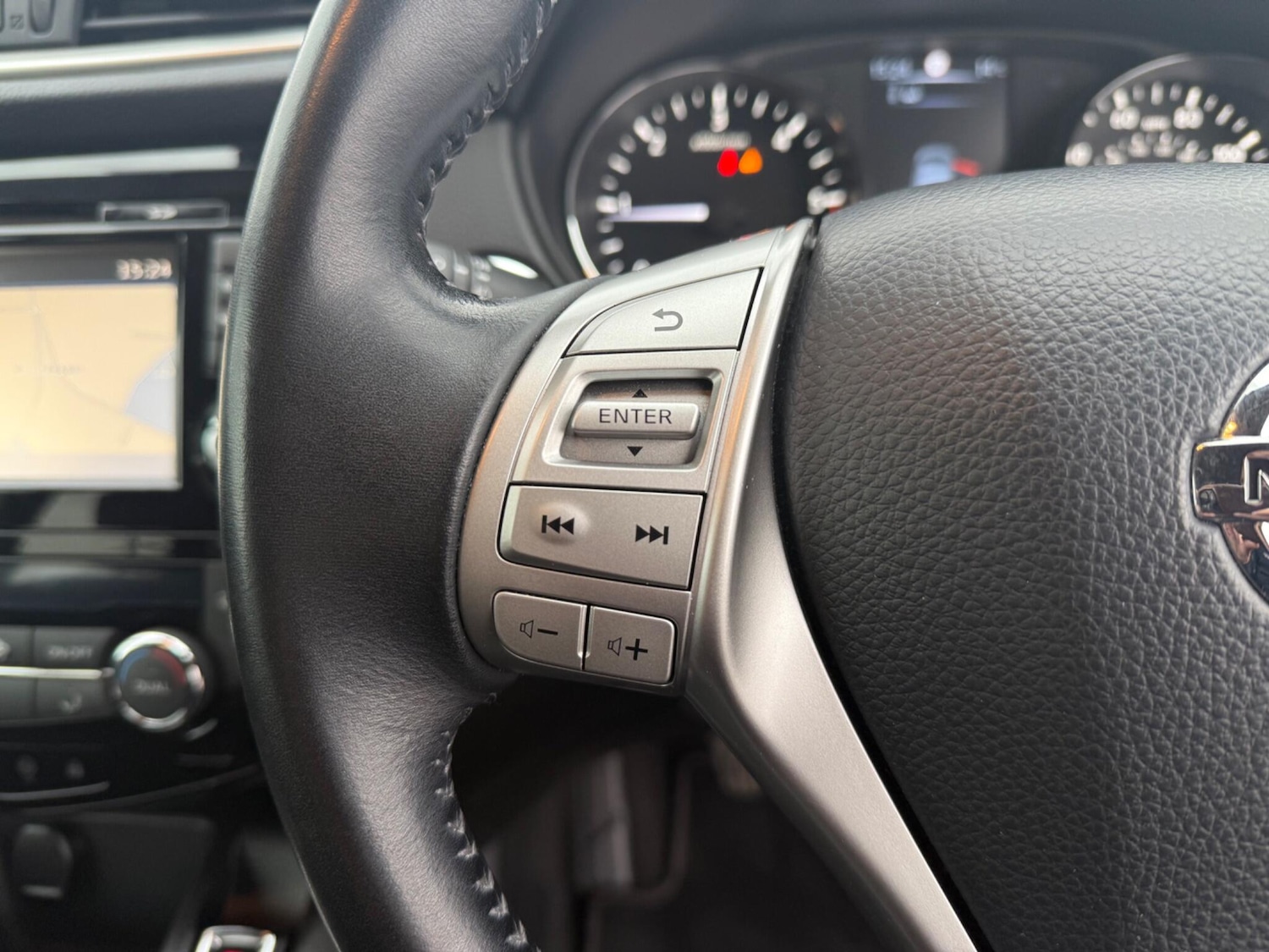 Used Nissan Qashqai 2016 for sale - 76398011: Photo 34