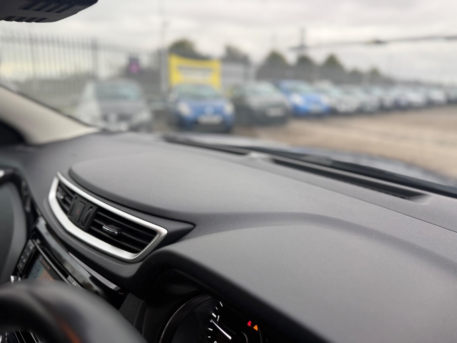 Used Nissan Qashqai 2016 for sale - 76398011: Photo 38