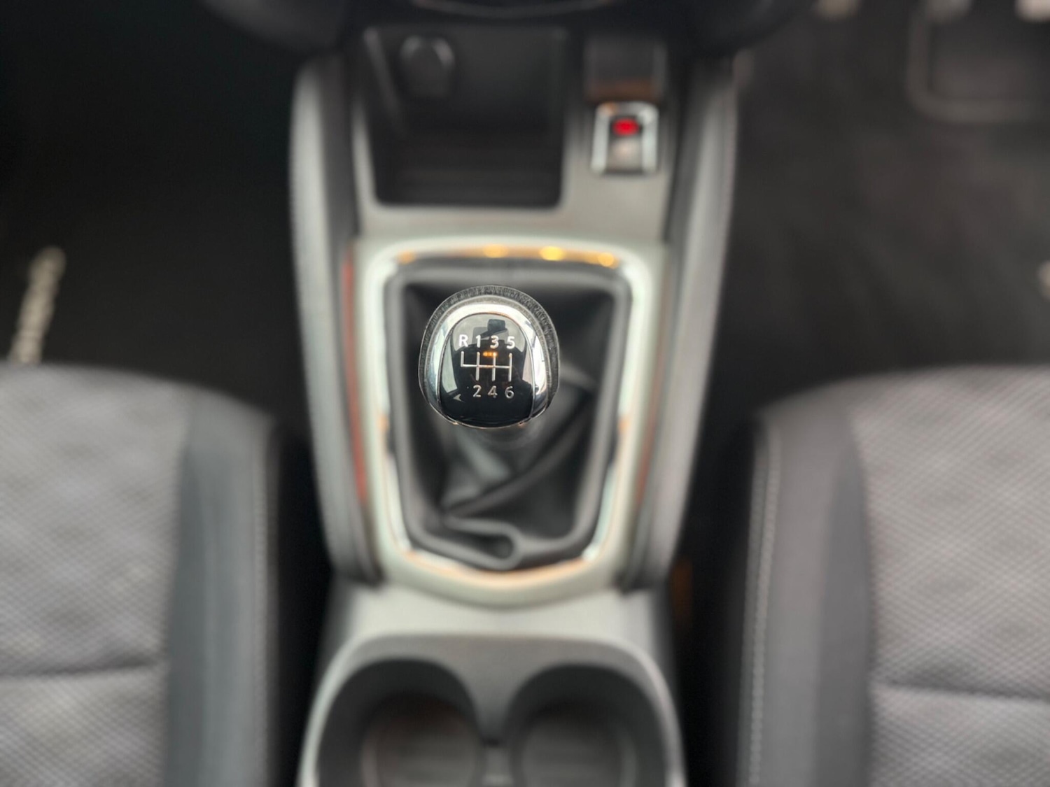 Used Nissan Qashqai 2016 for sale - 76398011: Photo 44