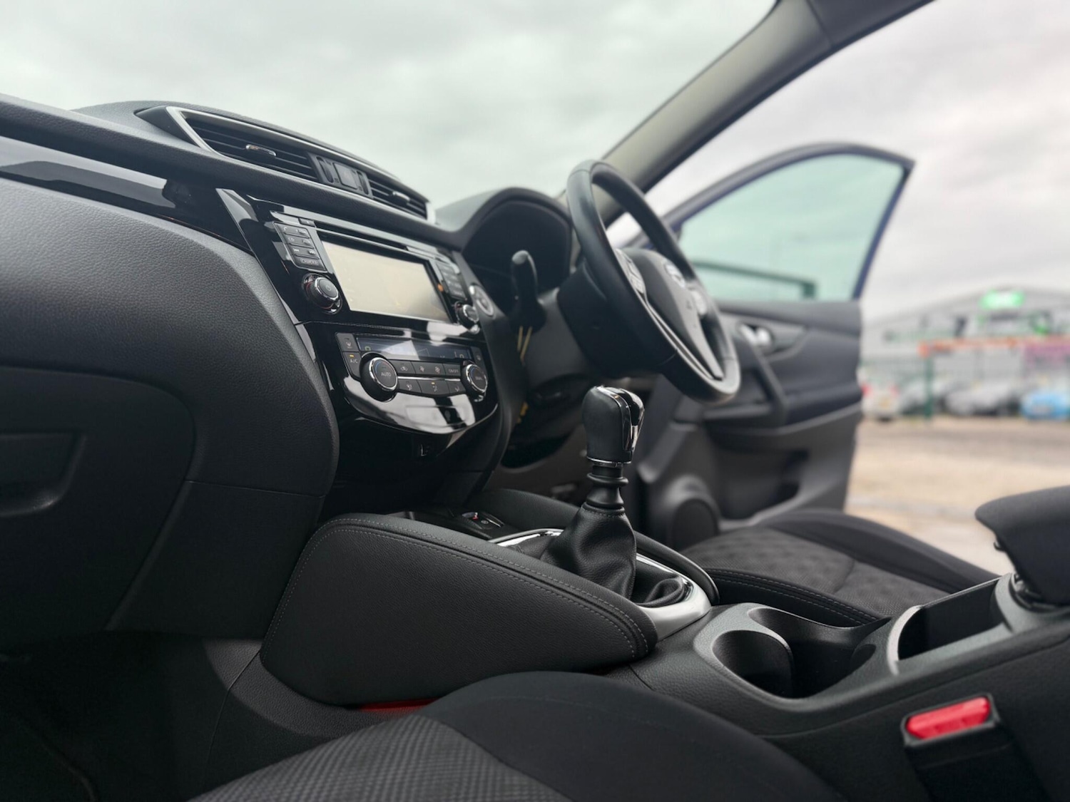 Used Nissan Qashqai 2016 for sale - 76398011: Photo 68