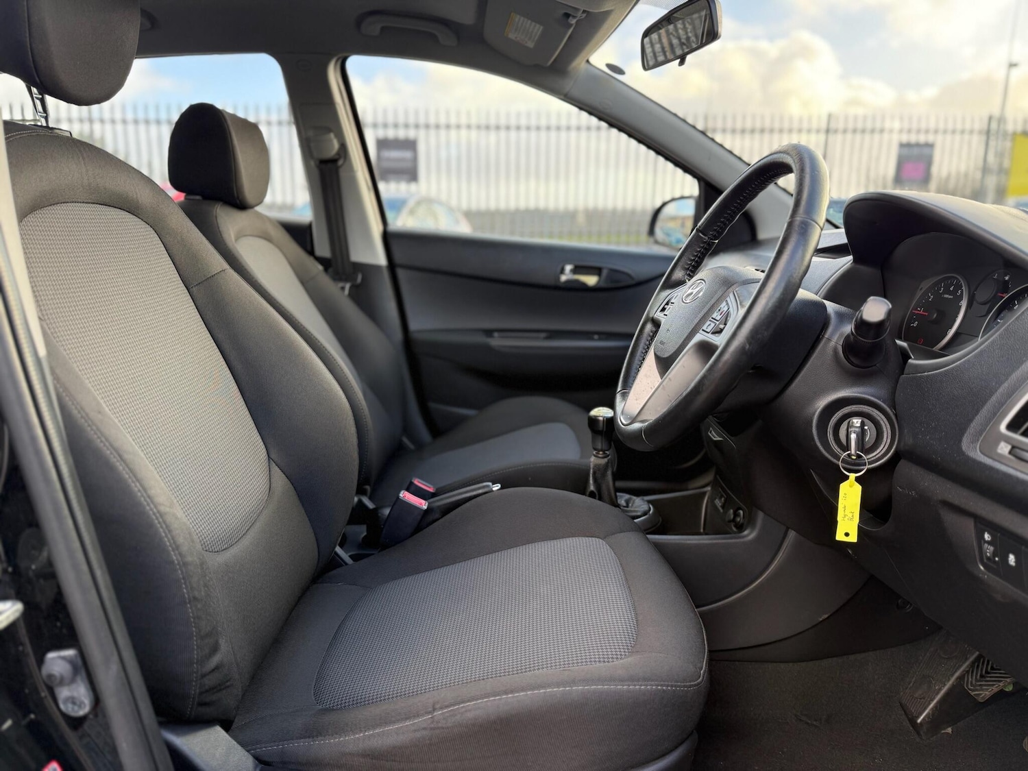 Used Hyundai i20 for sale - 77015670: Photo 25