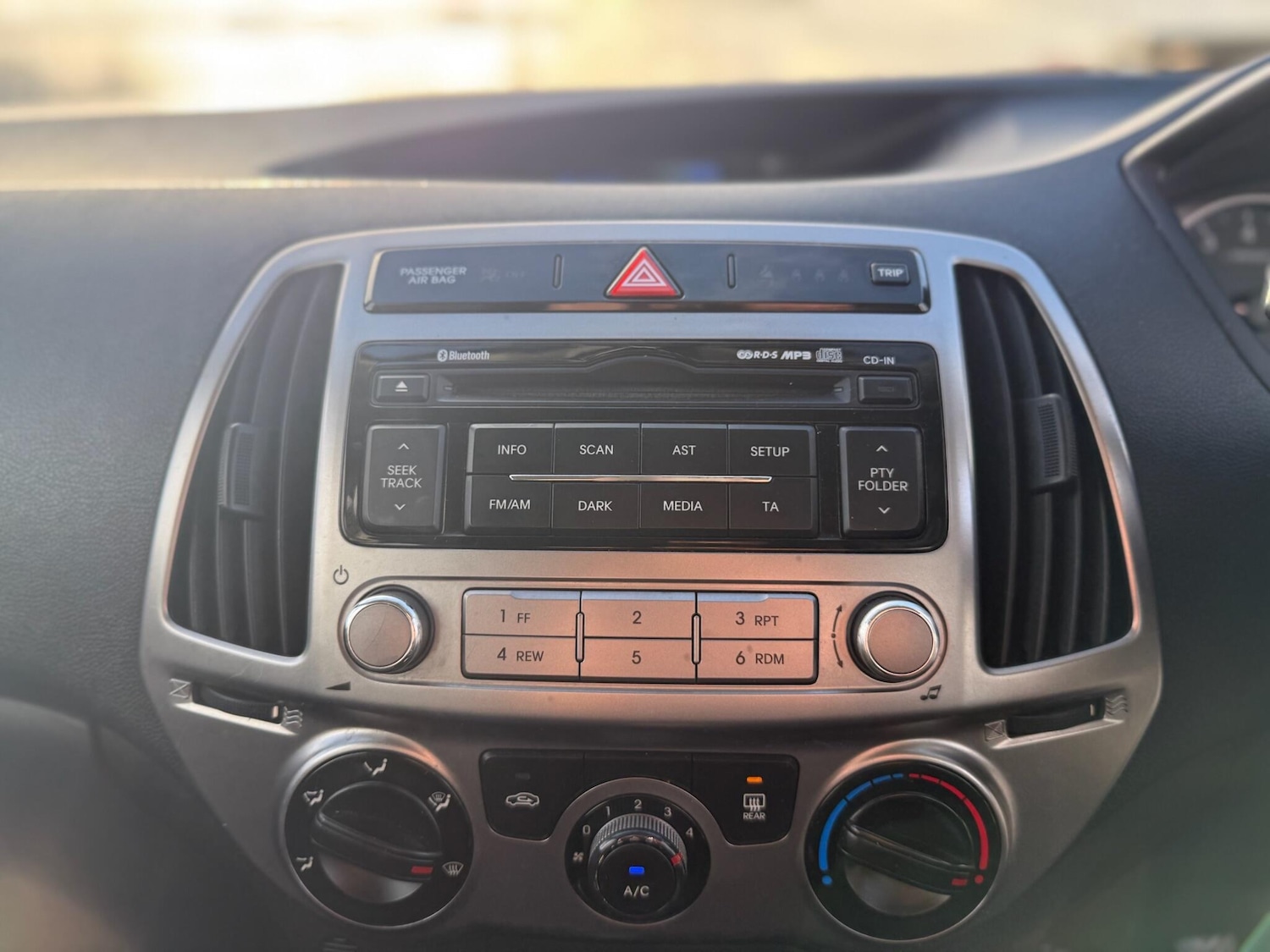 Used Hyundai i20 for sale - 77015670: Photo 39