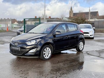 Used Hyundai i20 2012 for sale - 77015670: Photo