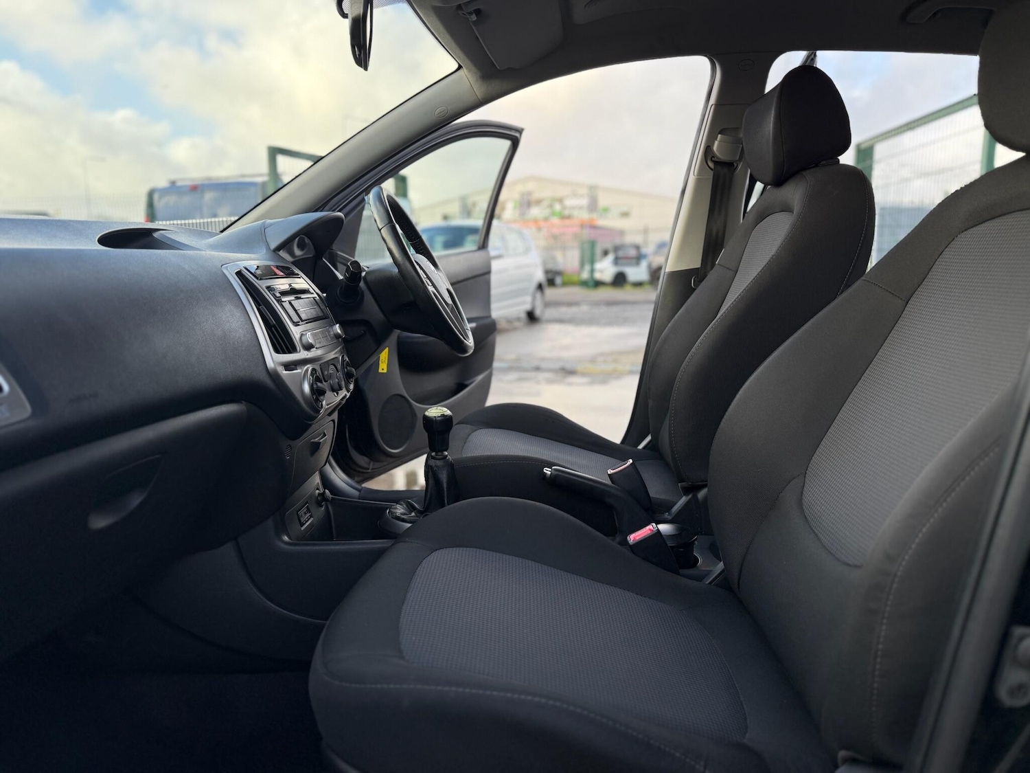 Used Hyundai i20 for sale - 77015670: Photo 62