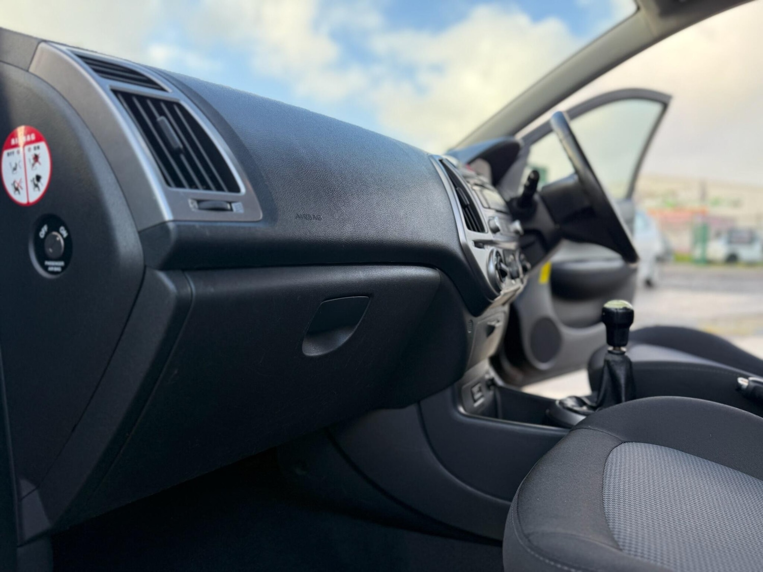 Used Hyundai i20 for sale - 77015670: Photo 65